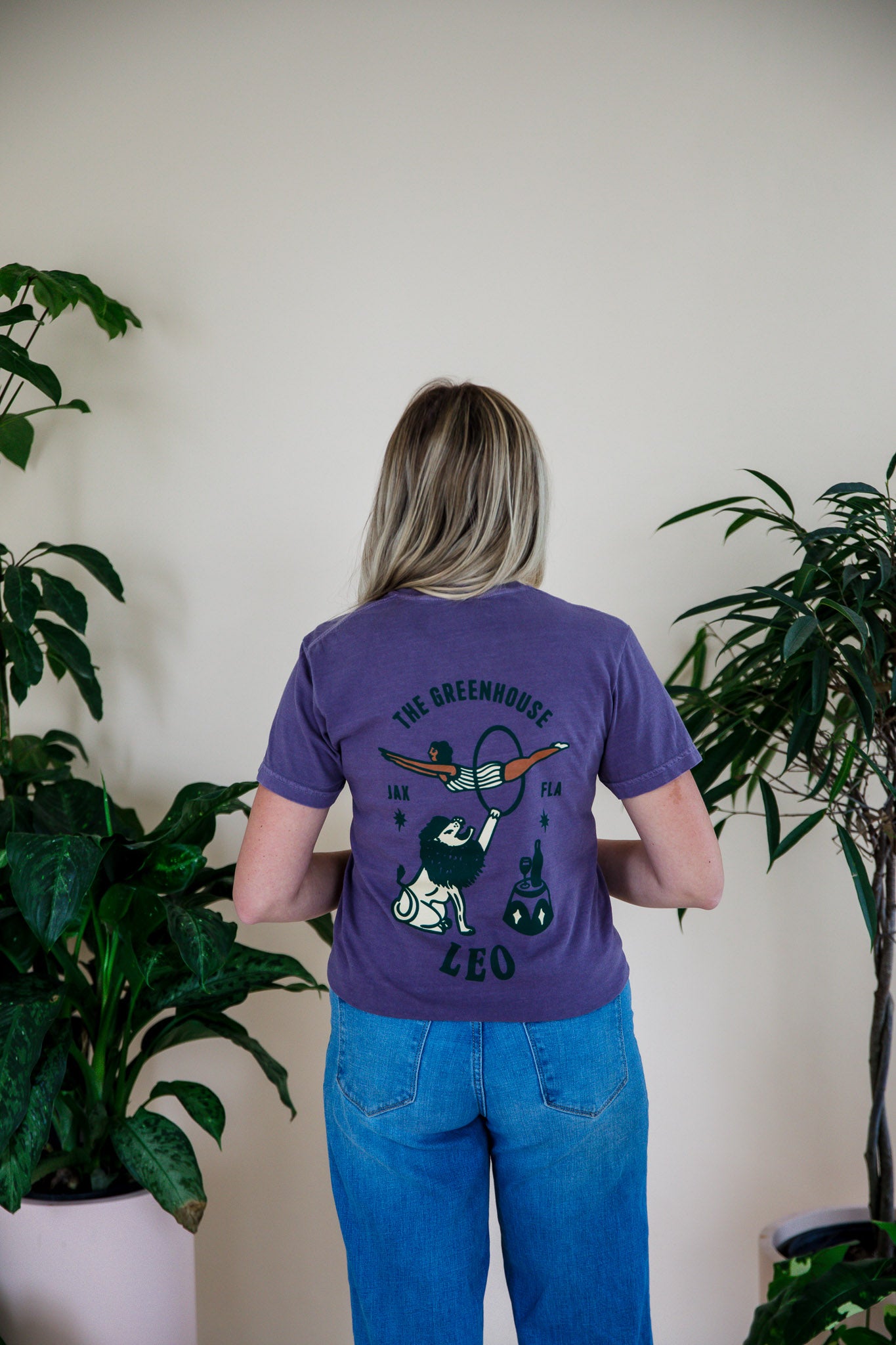 Leo Wine Club Tee